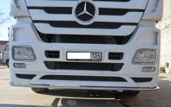 Тюнинг внедорожника Защита переднего бампера Mercedes-Benz Actros 2010