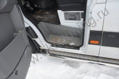 Тюнинг внедорожника Пороги с накладным листом Mercedes-Benz Sprinter 2012