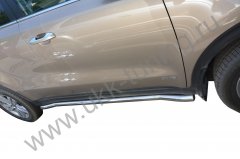 Тюнинг внедорожника Защита штатного порога труба KIA Sportage 2015