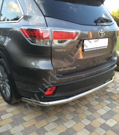 Тюнинг внедорожника Защита заднего бампера Toyota Highlander 2017