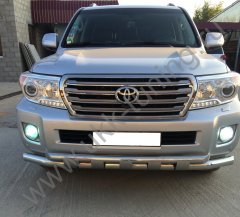 Тюнинг внедорожника Защита переднего бампера Toyota Land Cruiser 200 2013