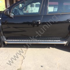 Тюнинг внедорожника Пороги с накладным листом Renault Duster 2011