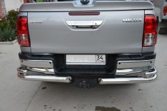 Тюнинг внедорожника Защита заднего бампера Toyota Hilux Exclusive Black 2018
