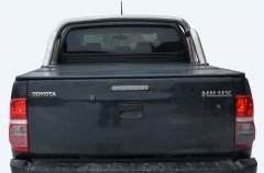 Тюнинг внедорожника Защитные дуги кузова Toyota Hilux Exclusive Black 2018