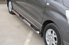 Тюнинг внедорожника Порог труба с проступью Hyundai H1 Grand Starex 2015-2018