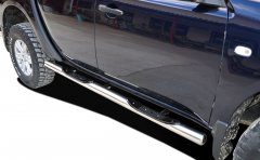 Тюнинг внедорожника Порог труба с проступью Mitsubishi L200 2019
