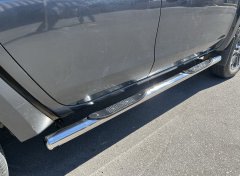 Тюнинг внедорожника Порог труба с проступью Mitsubishi L200 2019