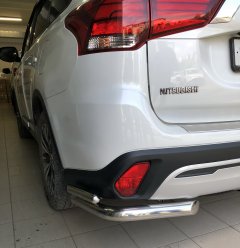 Тюнинг внедорожника Защита заднего бампера Mitsubishi Outlander 2019