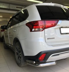 Тюнинг внедорожника Защита заднего бампера Mitsubishi Outlander 2019