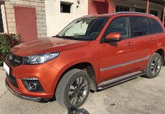 Тюнинг внедорожника Пороги с накладным листом Chery Tiggo 3 2017- наст. вр.