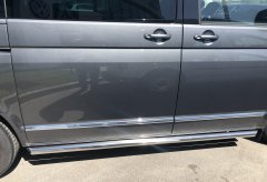 Тюнинг внедорожника Защита штатного порога труба Volkswagen T5 Multivan 2003-2009
