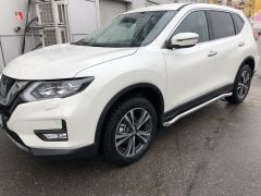 Тюнинг внедорожника Защита штатного порога труба Nissan X-trail 2015 (T32) Третье поколение