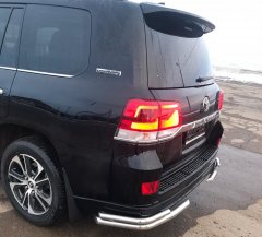 Тюнинг внедорожника Защита заднего бампера Toyota Land Cruiser 200 Executive Lounge 2018