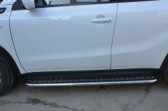 Тюнинг внедорожника Пороги с накладным листом Suzuki Vitara 2019