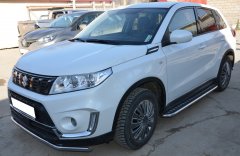 Тюнинг внедорожника Пороги с накладным листом Suzuki Vitara 2019