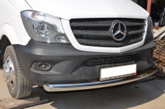 Тюнинг внедорожника Защита переднего бампера Mercedes-Benz Sprinter 2012