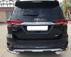 Тюнинг внедорожника Защита заднего бампера Toyota Fortuner TRD 2018