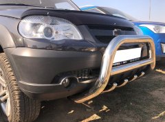 Тюнинг внедорожника Защита переднего бампера Chevrolet Niva 2010