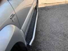 Тюнинг внедорожника Защита штатного порога труба Toyota Land Cruiser Prado 120 2003-2009
