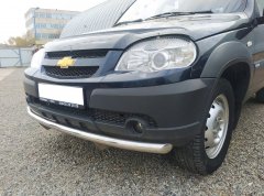 Тюнинг внедорожника Защита переднего бампера Chevrolet Niva 2010
