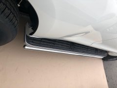 Тюнинг внедорожника Защита штатного порога труба Toyota Land Cruiser Prado 150 Black Onyx 2020