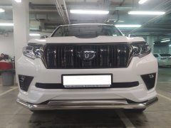 Тюнинг внедорожника Защита переднего бампера Toyota Land Cruiser Prado 150 Black Onyx 2020