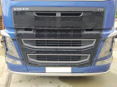 Тюнинг внедорожника Защита переднего бампера Volvo Седельный тягач FH 16