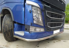 Тюнинг внедорожника Защита переднего бампера Volvo Седельный тягач FH 16