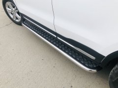 Тюнинг внедорожника Пороги с накладным листом Geely Atlas 2018