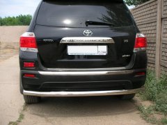 Тюнинг внедорожника Защита заднего бампера Toyota Highlander 2010