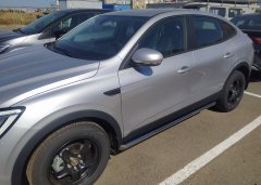 Тюнинг внедорожника Защита штатного порога труба Renault Arkana 2018