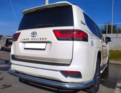 Тюнинг внедорожника Защита заднего бампера Toyota Land Cruiser 300 2021 (Юбилейная)