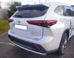 Тюнинг внедорожника Защита заднего бампера Toyota Highlander 2021