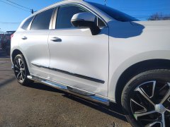 Тюнинг внедорожника Порог труба с проступью Haval Jolion 2021 