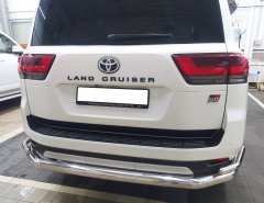 Тюнинг внедорожника Защита заднего бампера Toyota Land Cruiser 300 GR Sport 2021