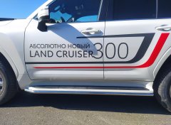 Тюнинг внедорожника Защита штатного порога труба Toyota Land Cruiser 300 GR Sport 2021