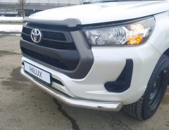 Тюнинг внедорожника Защита переднего бампера Toyota Hilux 2021