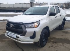 Тюнинг внедорожника Защита переднего бампера Toyota Hilux 2021