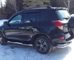 Тюнинг внедорожника Порог труба с проступью Toyota RAV4 2006-2009