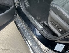 Тюнинг внедорожника Пороги с накладным листом Chery Exeed TXL 2020