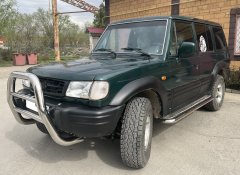 Тюнинг внедорожника Пороги с накладным листом Hyundai Galloper 1995