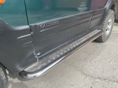 Тюнинг внедорожника Пороги с накладным листом Hyundai Galloper 1995