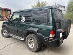 Тюнинг внедорожника Пороги с накладным листом Hyundai Galloper 1995
