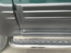 Тюнинг внедорожника Пороги с накладным листом Mitsubishi Pajero 1 1986-2006