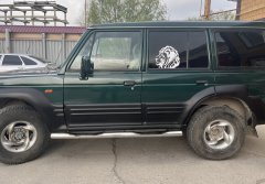Тюнинг внедорожника Порог труба с проступью Mitsubishi Pajero 1 1986-2006