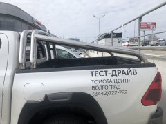 Тюнинг внедорожника Защитные дуги кузова Toyota Hilux 2021