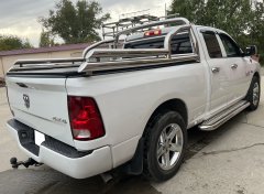 Тюнинг внедорожника Пороги с накладным листом Dodge RAM 1500 Crew Cab (DS) D IV 2012-2018г 