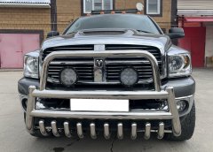 Тюнинг внедорожника Защита переднего бампера Dodge RAM 2500 Mega Cab 2004-2010г
