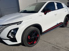 Тюнинг внедорожника Защита штатного порога труба Chery Omoda C5 2022