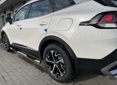 Тюнинг внедорожника Порог труба с проступью KIA Sportage 2022 комплектация GT-Line (кроме комплектации Style и X-Line)